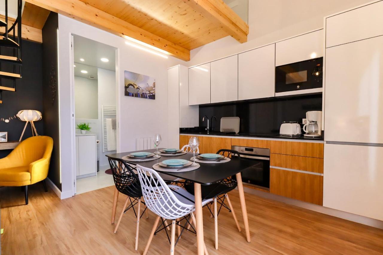 Coutinho Apartment - Modern Ap In The City Centre With Balcony Viana do Castelo Esterno foto