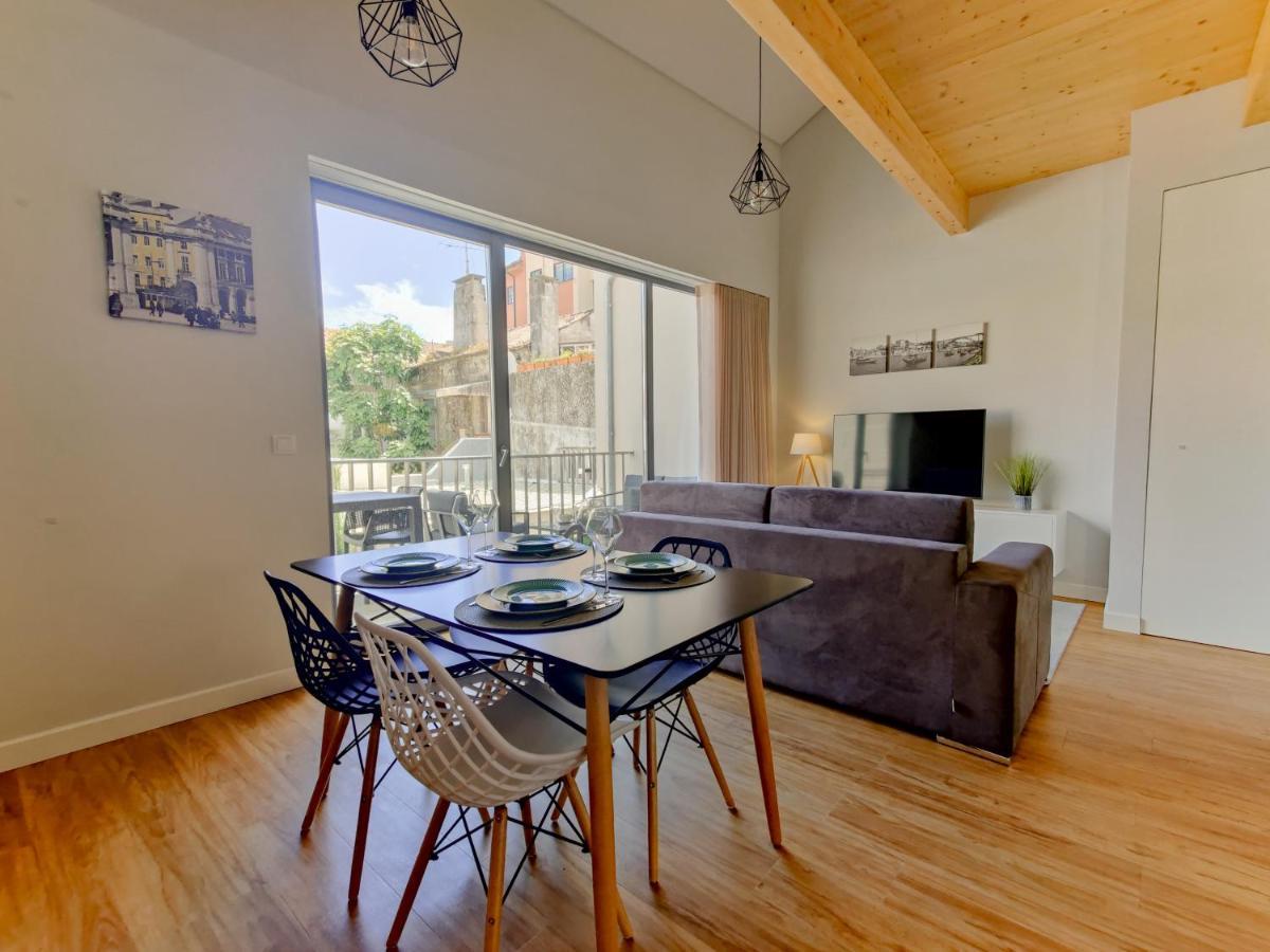 Coutinho Apartment - Modern Ap In The City Centre With Balcony Viana do Castelo Esterno foto