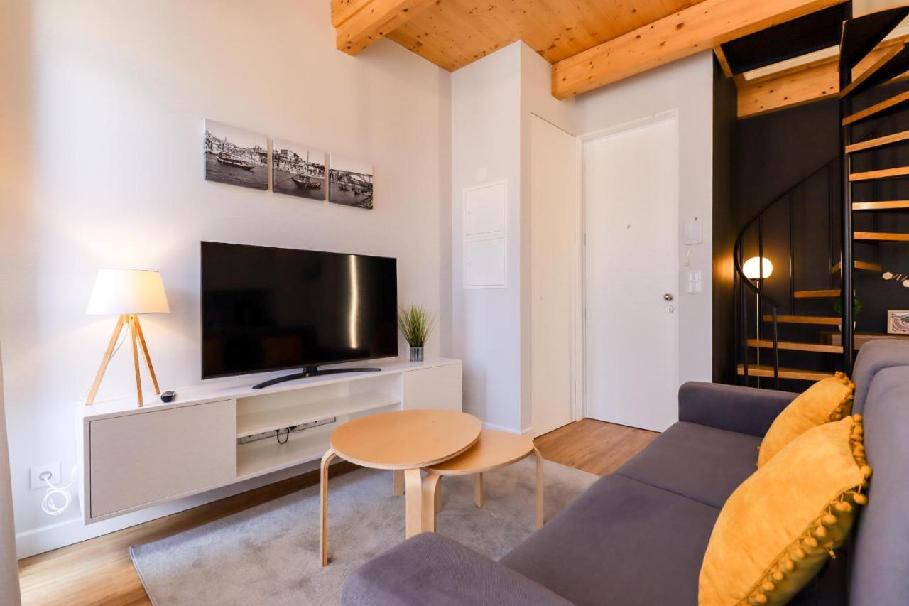 Coutinho Apartment - Modern Ap In The City Centre With Balcony Viana do Castelo Esterno foto